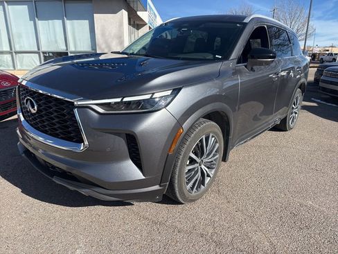 Used 2023 INFINITI QX60 Sensory w/ Cargo Package image 2