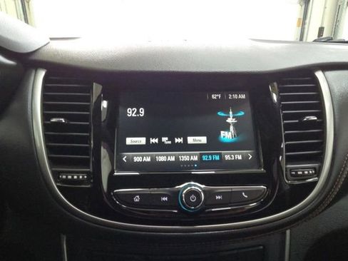 Used 2017 Chevrolet Trax LS image 30