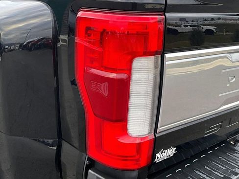 Used 2018 Ford F450 Platinum w/ Platinum Ultimate Package image 31