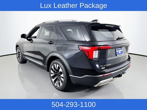 Used 2025 Ford Explorer Platinum w/ LUX Leather Package image 7