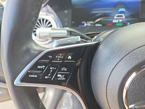 Used 2024 Mercedes-Benz EQS 580 4MATIC Sedan image 20