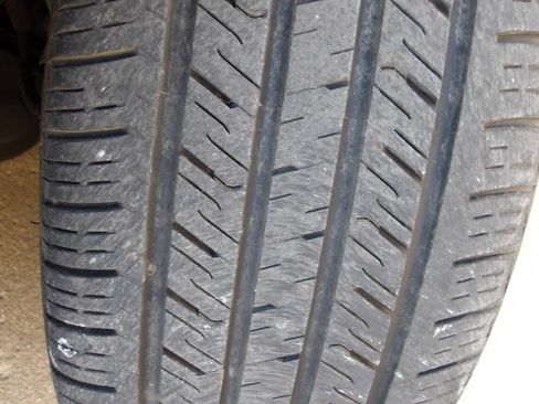 Used 2011 Chrysler Town & Country Touring FWD image 40
