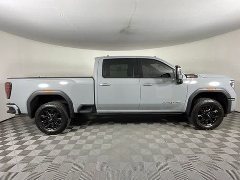 Used 2024 GMC Sierra 2500 AT4 w/ AT4 Premium Plus Package image 2