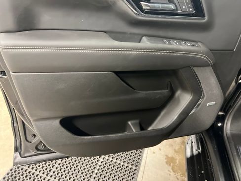 New 2026 GMC Yukon XL Elevation w/ Elevation Premium Package image 15