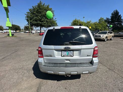Used 2012 Ford Escape XLT AWD/4WD image 4