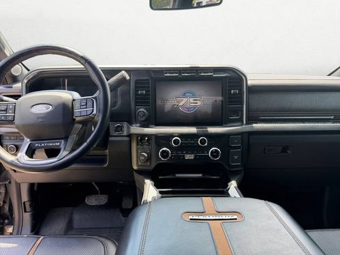 Used 2023 Ford F250 Platinum AWD/4WD image 10