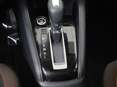Used 2022 Nissan Versa SR w/ Convenience Package FWD image 25
