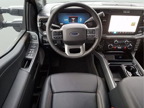 New 2026 Ford F250 Lariat w/ Chrome Package image 7