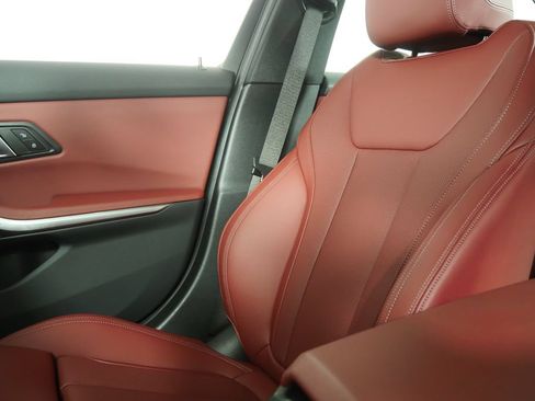 Used 2025 BMW 330i Sedan RWD image 26
