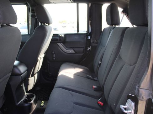 Used 2016 Jeep Wrangler Unlimited Sport w/ Max Tow Package image 23