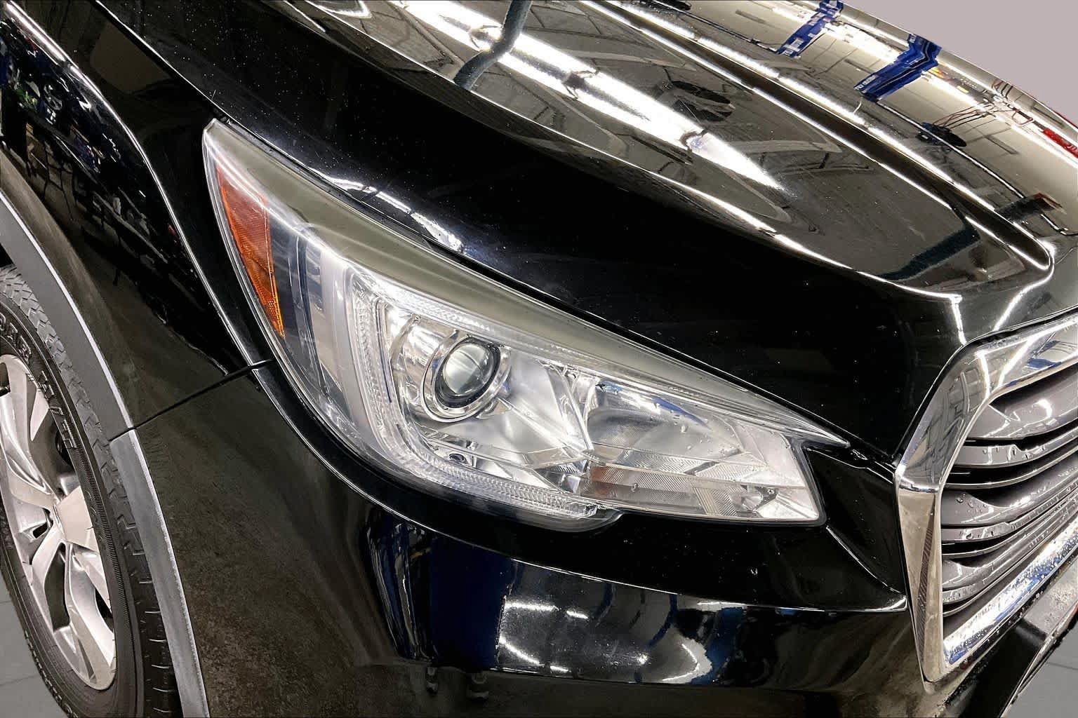 Used 2019 Subaru Ascent Premium AWD/4WD image 26