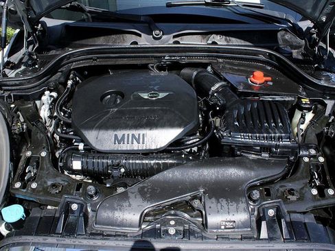 Used 2018 MINI Cooper S image 26