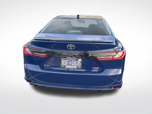 Used 2025 Toyota Camry XSE w/ Premium Package image 8