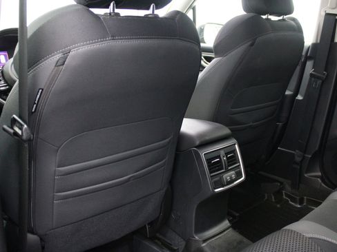 Used 2020 Subaru Forester Premium AWD/4WD image 16