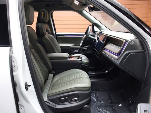 Used 2023 Rivian R1T Adventure image 49