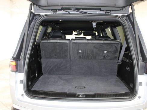 Used 2025 Jeep Wagoneer Series II w/ 8-Passenger Seating Package AWD/4WD image 26