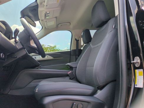 Used 2025 Ford Explorer Active RWD image 16