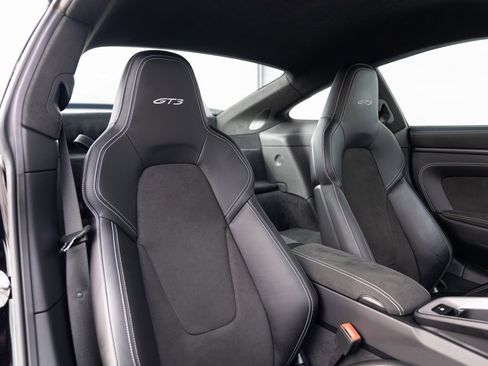 Certified 2022 Porsche 911 GT3 image 25