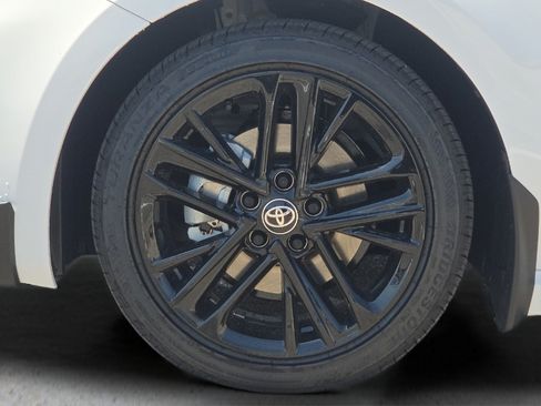 New 2026 Toyota Camry SE FWD image 9