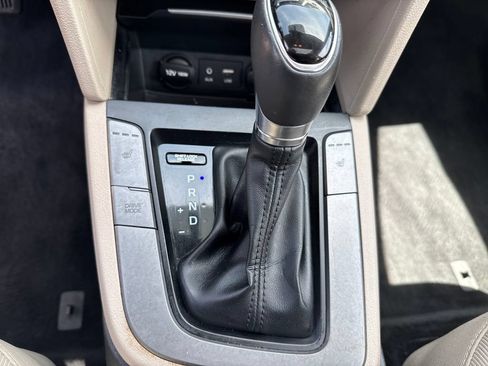 Used 2018 Hyundai Elantra Value Edition FWD image 23