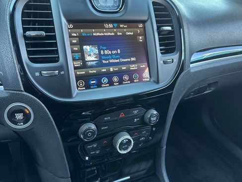 Used 2018 Chrysler 300 S AWD/4WD image 25