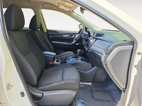 Used 2020 Nissan Rogue SV AWD/4WD image 15