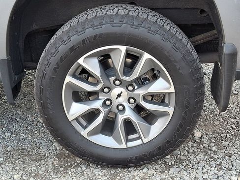 Used 2020 Chevrolet Silverado 1500 RST AWD/4WD image 34