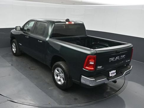 New 2026 RAM 1500 4x4 Crew Cab image 33