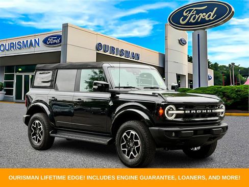 Used 2025 Ford Bronco Outer Banks AWD/4WD image 1