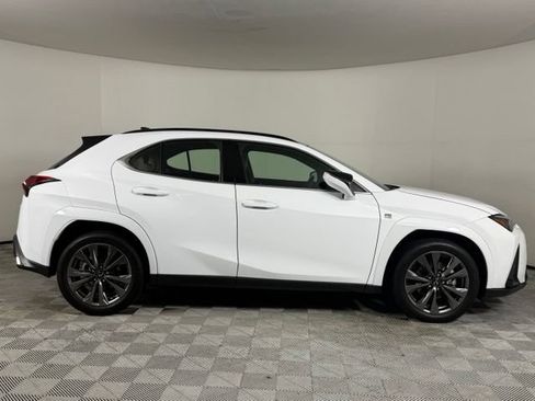 Used 2025 Lexus UX 300h FWD w/ Accessory Package (Z2) image 9