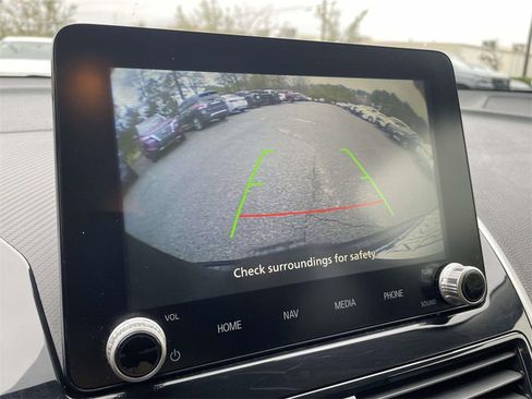 Used 2024 Mitsubishi Eclipse Cross SE image 24