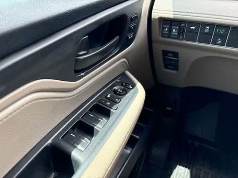 Used 2020 Honda Odyssey EX-L image 22