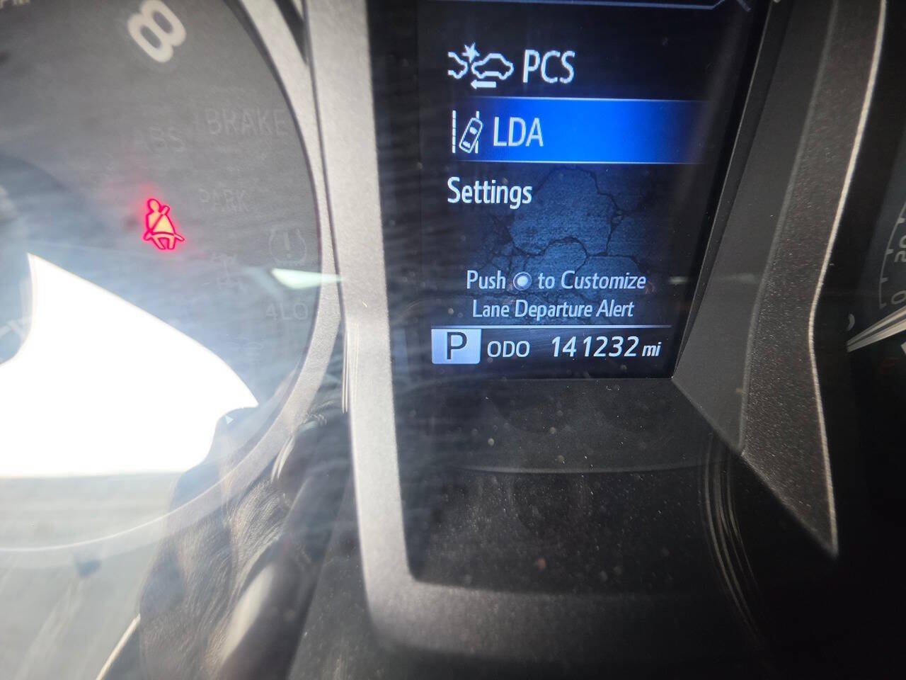 Used 2019 Toyota Tacoma TRD Off-Road AWD/4WD image 38