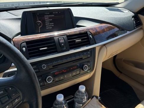 Used 2013 BMW 328i xDrive Sedan image 2