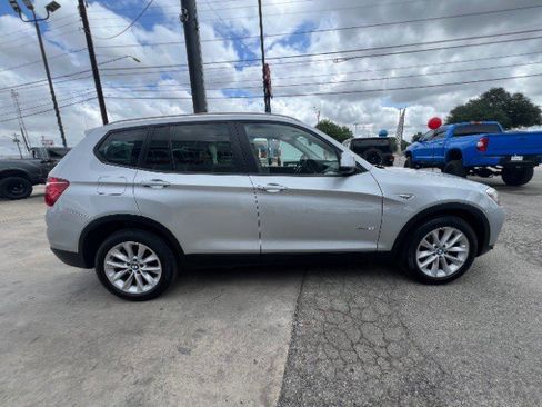 Used 2017 BMW X3 sDrive28i image 5