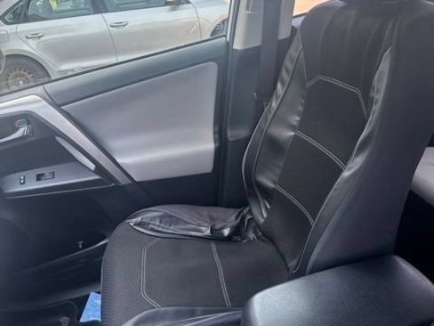 Used 2016 Toyota RAV4 XLE FWD image 18