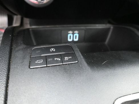 Used 2019 Ford Ranger XLT w/ Equipment Group 301A Mid image 9