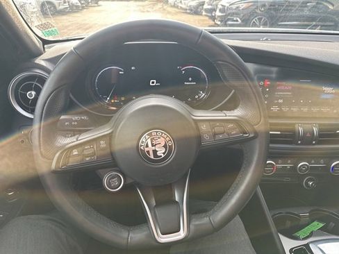 Used 2024 Alfa Romeo Giulia Ti image 15
