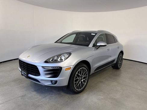 Certified 2018 Porsche Macan S AWD/4WD image 1