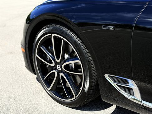 Used 2024 Bentley Continental GT V8 AWD/4WD image 25