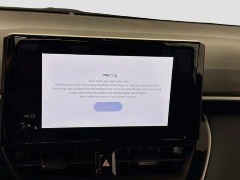 Used 2026 Toyota Corolla LE FWD image 19