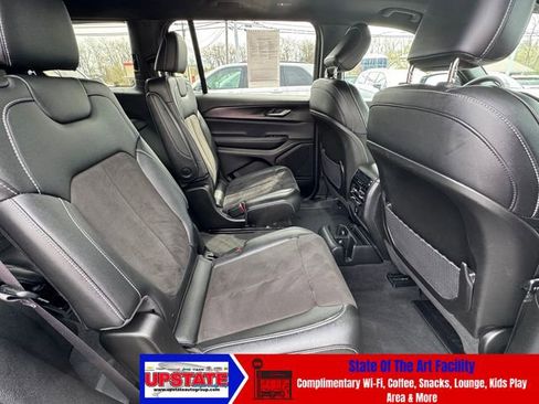 Used 2023 Jeep Grand Cherokee L Altitude image 25