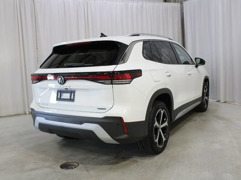 New 2026 Volkswagen Tiguan SE AWD/4WD image 25