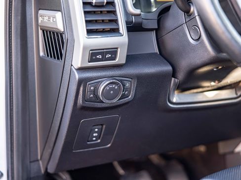 Used 2017 Ford F150 Lariat w/ Equipment Group 502A Luxury image 20