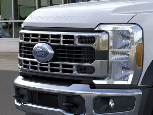 New 2026 Ford F550 4x4 Regular Cab Super Duty image 17