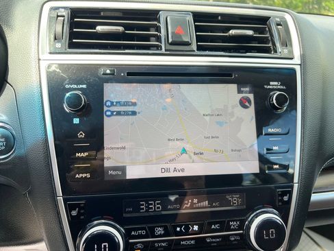 Used 2019 Subaru Outback 3.6R Touring AWD/4WD image 23