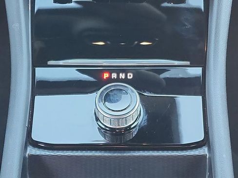 Used 2024 Jeep Grand Cherokee Laredo w/ Trailer Tow Package image 14