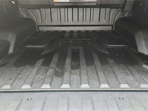 Used 2024 GMC Hummer EV 3X w/ Omega Edition image 15