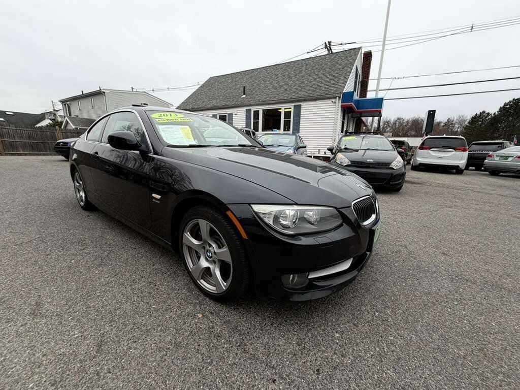 Used 2013 BMW 335i xDrive Coupe AWD/4WD image 2