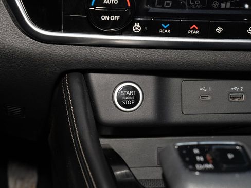 Used 2022 Nissan Rogue Platinum w/ Head-Up Display Package FWD image 26